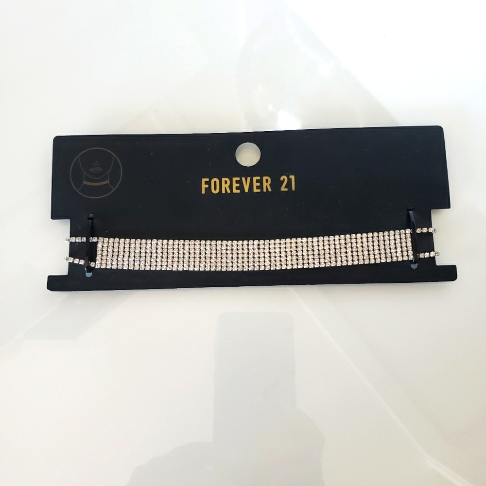 Forever 21 Rhinestone Choker Chain Necklace NWOT